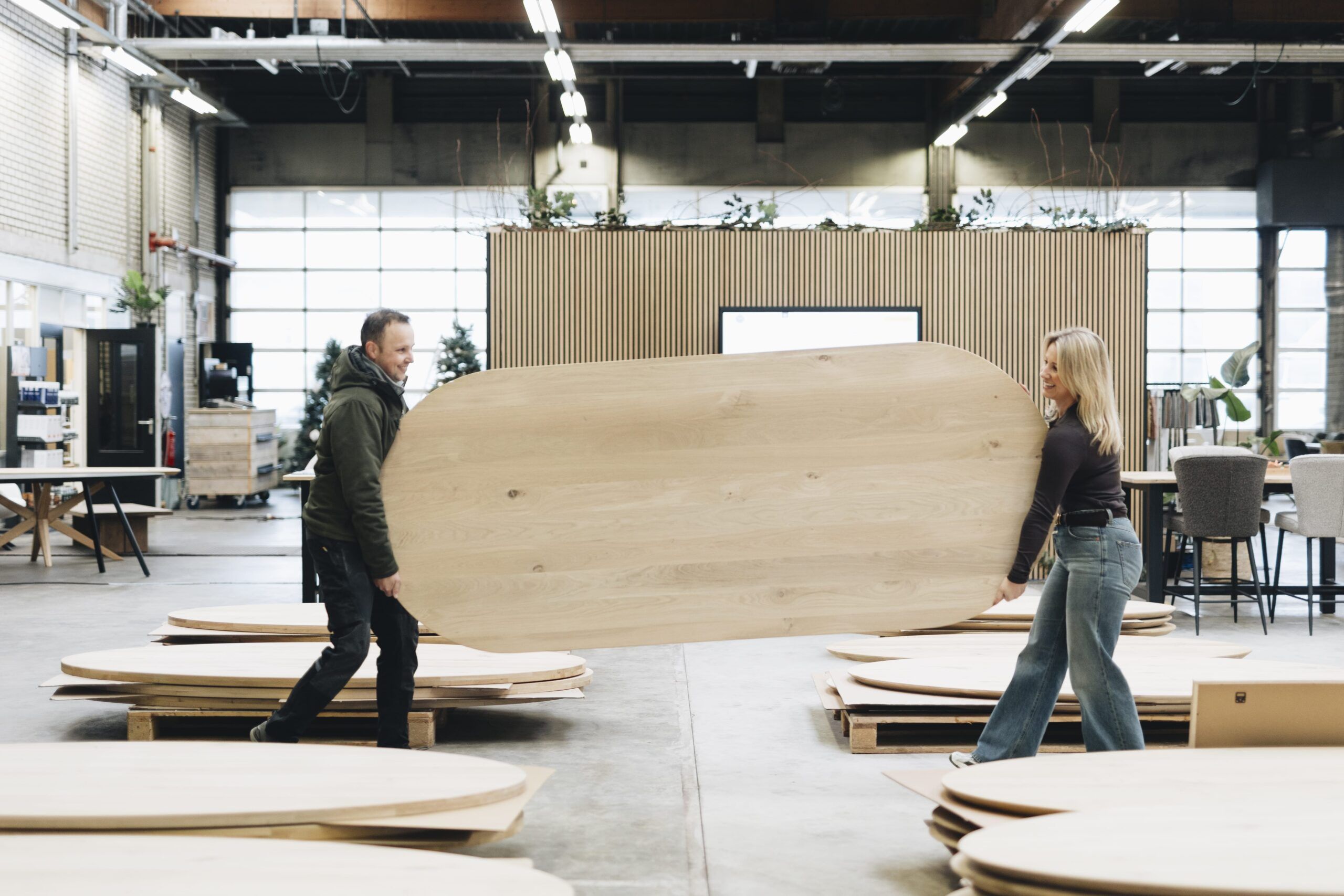Zelf jouw eikenhouten tafelblad uitzoeken