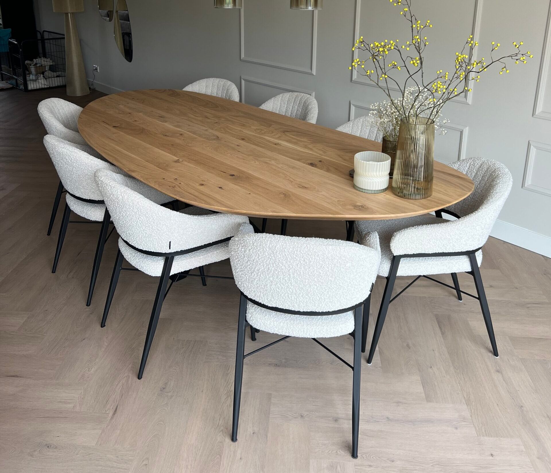 Organische tafel - Roma stoelen